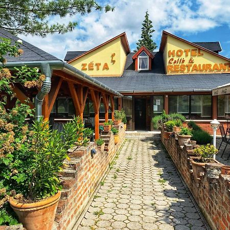 Hotel Zeta Lenti Bagian luar foto