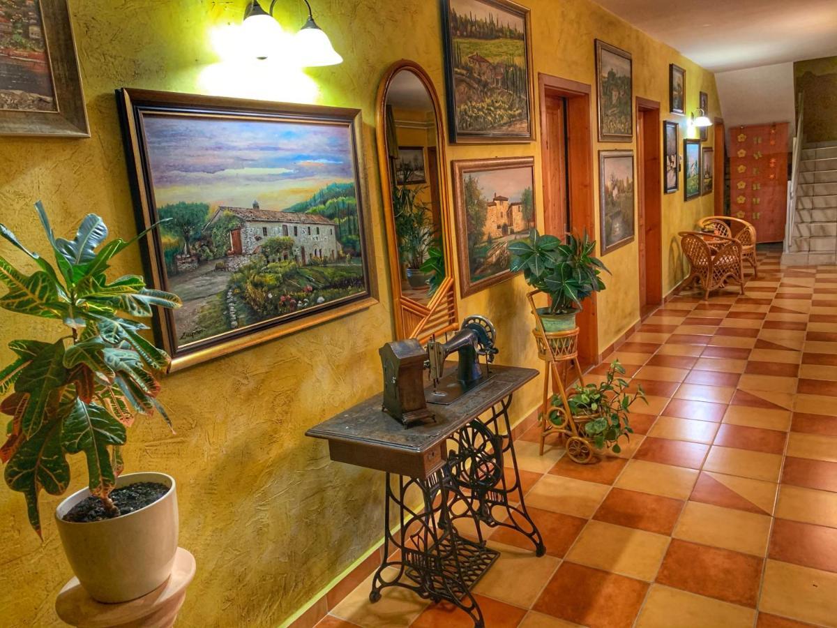 Hotel Zeta Lenti Bagian luar foto