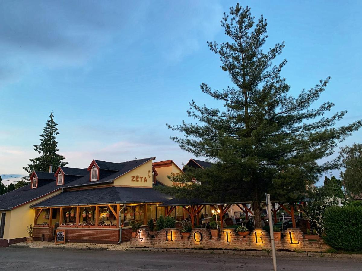 Hotel Zeta Lenti Bagian luar foto